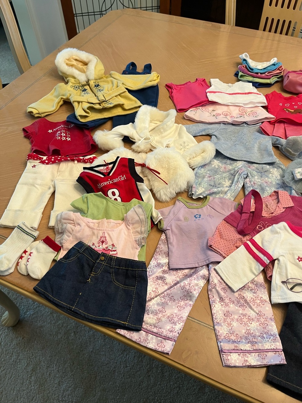 Bundle of American Girl doll clothes & accessories. - Picture 2 of 5